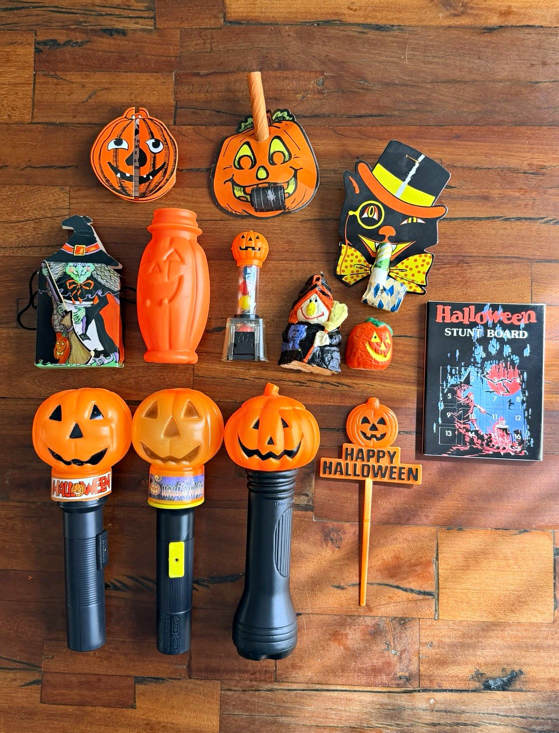 Vintage Halloween Blow Mold Lot 10pc 70s-90s Flashlights Candy Box Candles Toys Vintage Halloween Blow Mold Lot 10pc 70s-90s Flashlights Candy Box Candles Toys