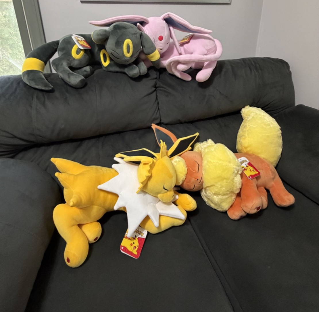 Sleeping Pokemon Lot of 4 *Jazwares* NEW (Jolteon Flareon Umbreon Espeon) Sleeping Pokemon Lot of 4 *Jazwares* NEW (Jolteon Flareon Umbreon Espeon)