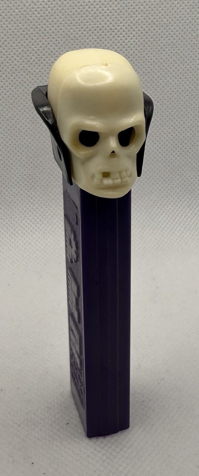 Vintage Dr. Skull Pez Dispenser Made In Austria No Feet Purple RARE Vintage Dr. Skull Pez Dispenser Made In Austria No Feet Purple RARE