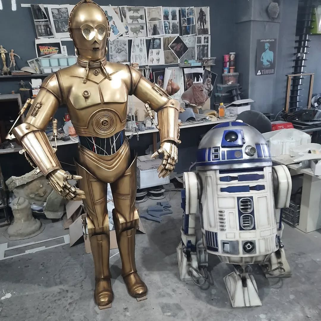 R2-D2 Life Size 1:1 LED Statue Full-Scale ABS & Resin Replica with Functional R2-D2 Life Size 1:1 LED Statue Full-Scale ABS & Resin Replica with Functional