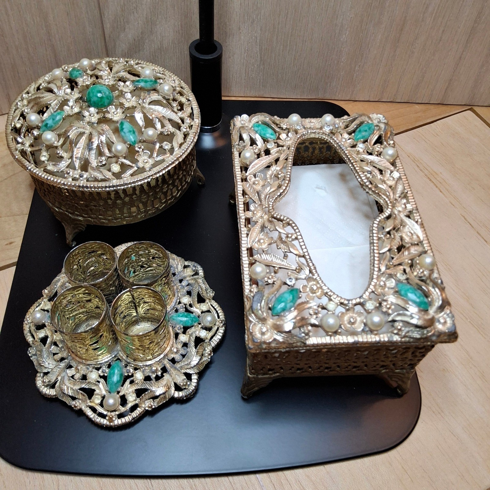 Vintage Sam Fink (SF) Vanity Set 3-Piece Ornate Gold 1960s Hollywood Regency Vintage Sam Fink (SF) Vanity Set 3-Piece Ornate Gold 1960s Hollywood Regency