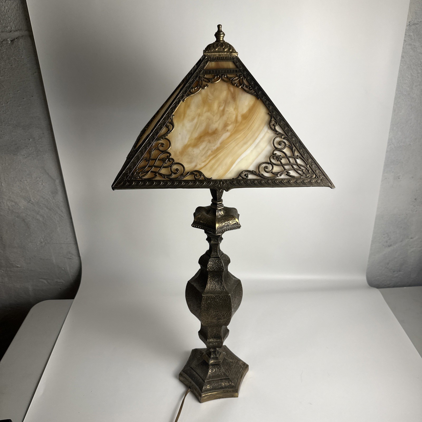 Fabulous Antique Slag Glass Table Lamp Bronze Ornamental Square Orange Fabulous Antique Slag Glass Table Lamp Bronze Ornamental Square Orange