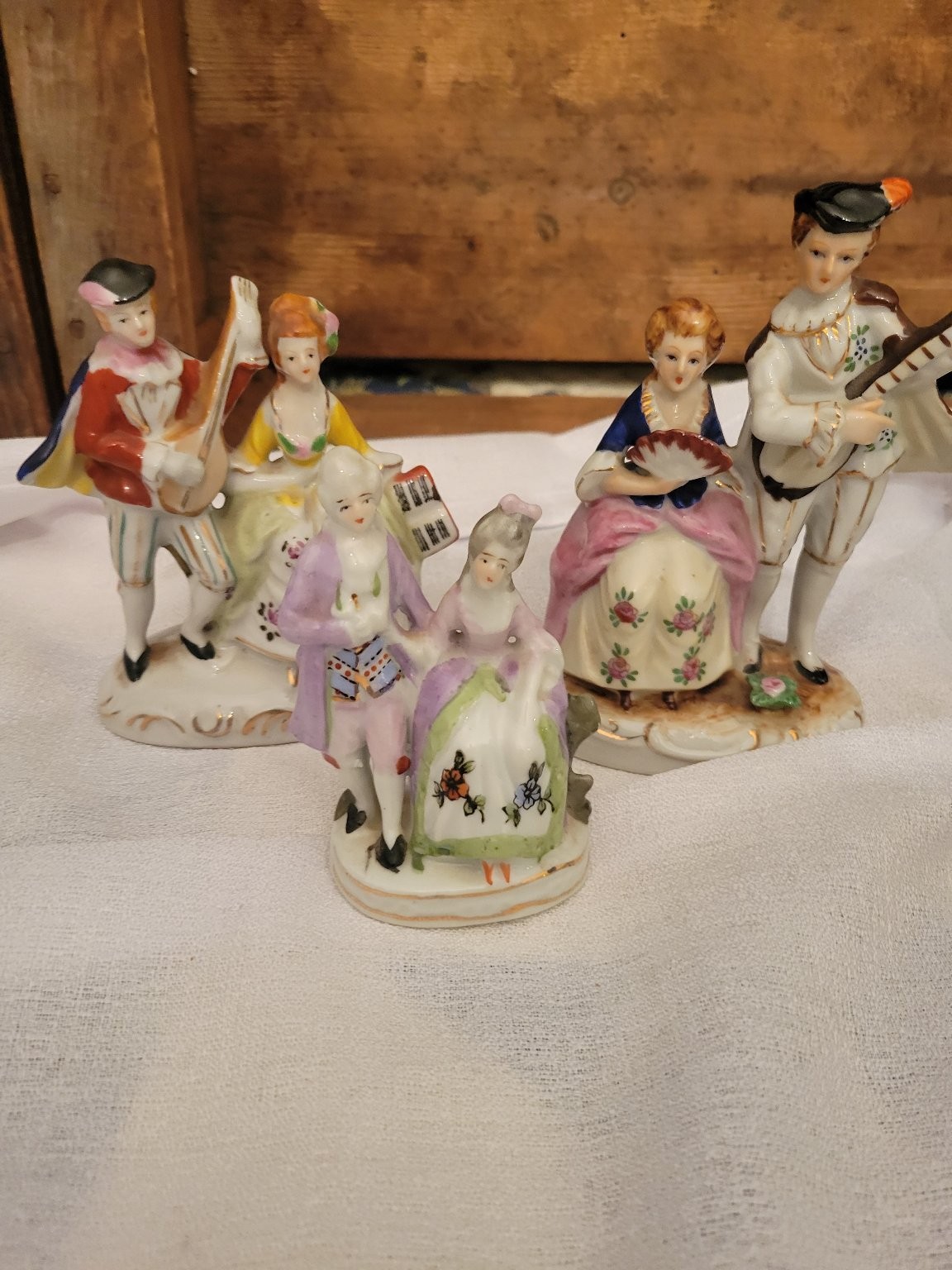Vintage Occupied Japan Porcelain Figurine Rococo Courting Couple Music Gold Trim Vintage Occupied Japan Porcelain Figurine Rococo Courting Couple Music Gold Trim