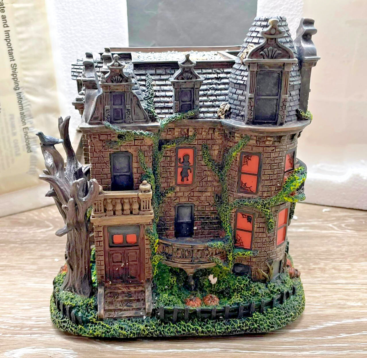 Franklin Castle Bradford Exchange America's Most Haunted Hawthorne Village COA Franklin Castle Bradford Exchange America's Most Haunted Hawthorne Village COA