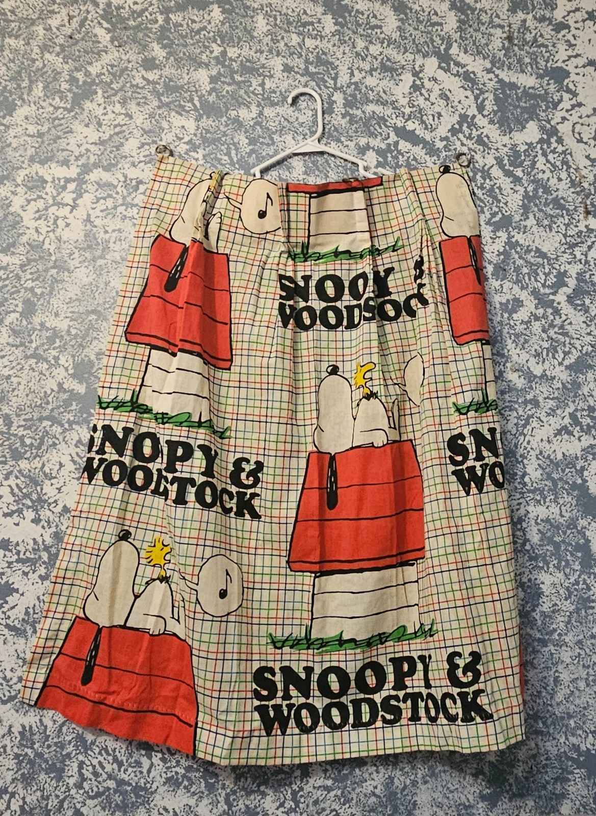 Vintage 1970s Peanuts Snoopy Woodstock Red Doghouse Pinch Pleat Curtain Drapes 2