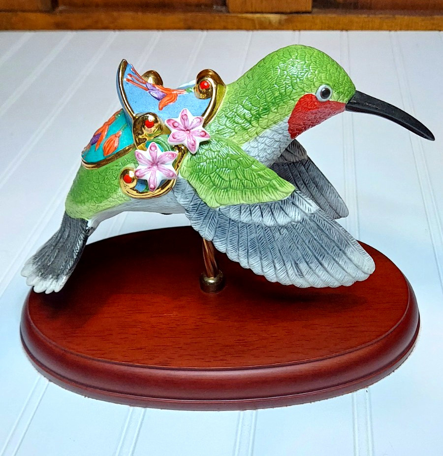 Rare Vintage Lenox The Carousel Hummingbird Porcelain Figurine Mint No Box/COA