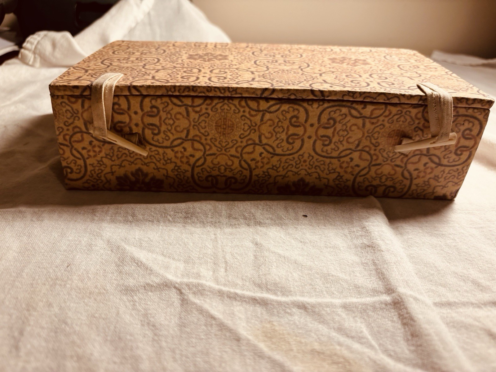 Vintage Chinese Stash Box Vintage Chinese Stash Box