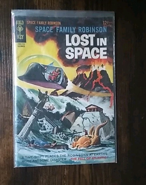 Space Family Robinson LOST IN SPACE #25 GOLD KEY 1967 George Wilson cover art