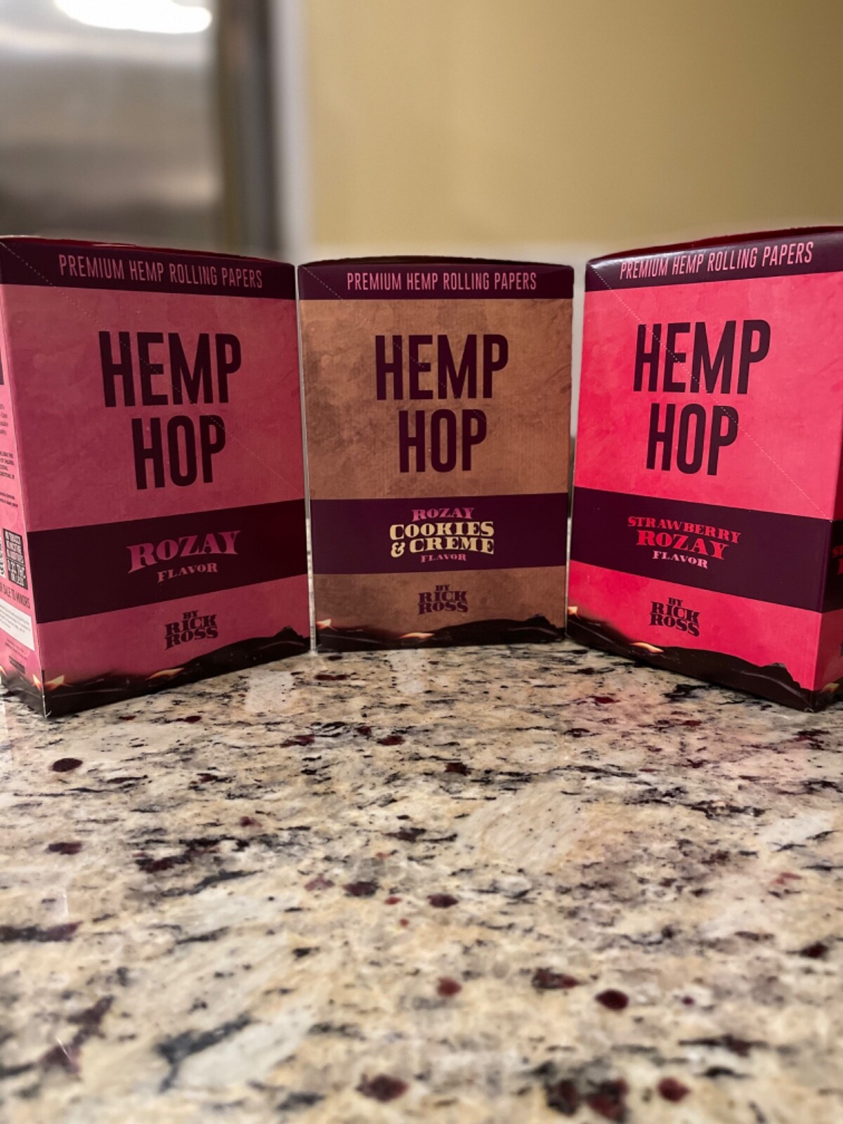 Wraps by Rick Ross (Box of 25 - 2 Packs) STRAWBERRY Wraps by Rick Ross (Box of 25 - 2 Packs) STRAWBERRY
