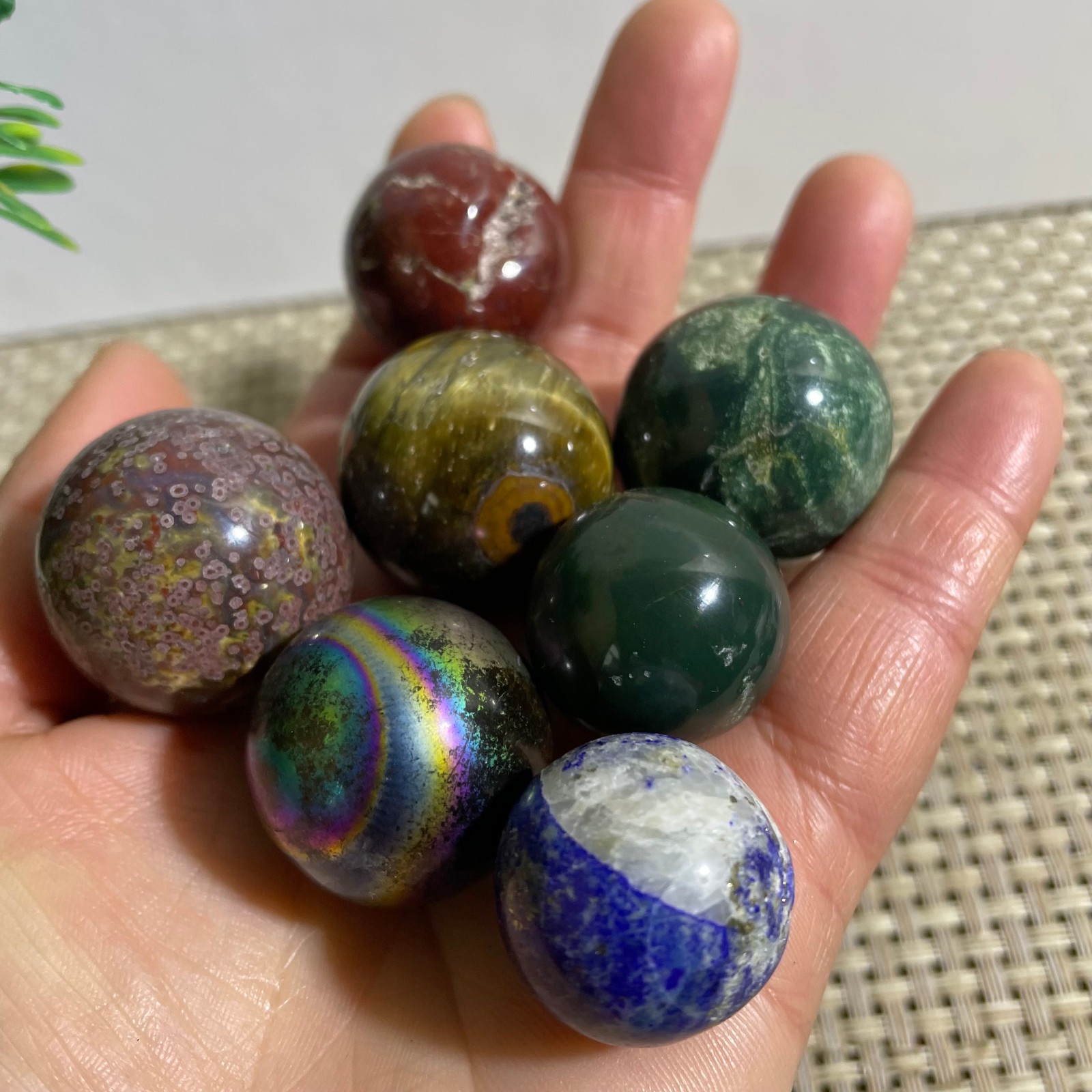 7pcs 168g Multiple combinations of damaged stones 7pcs 168g Multiple combinations of damaged stones