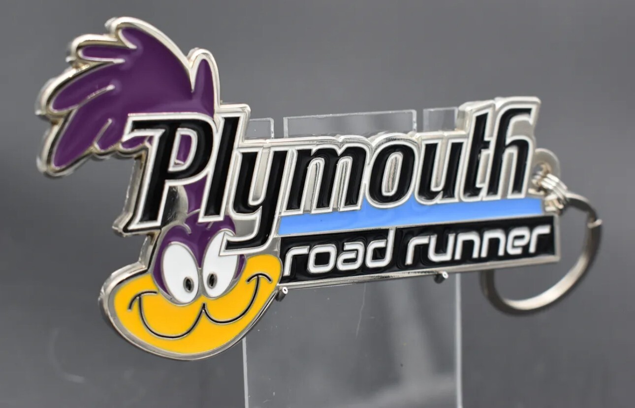 Plymouth Roadrunner emblem keychains- 32 Plymouth Roadrunner emblem keychains- 32