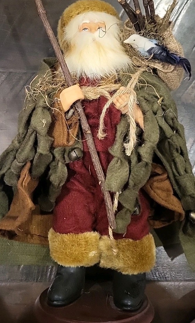 Vintage Santa's Best Classic Collectibles 16” Rustic Santa St. Nicholas Figure