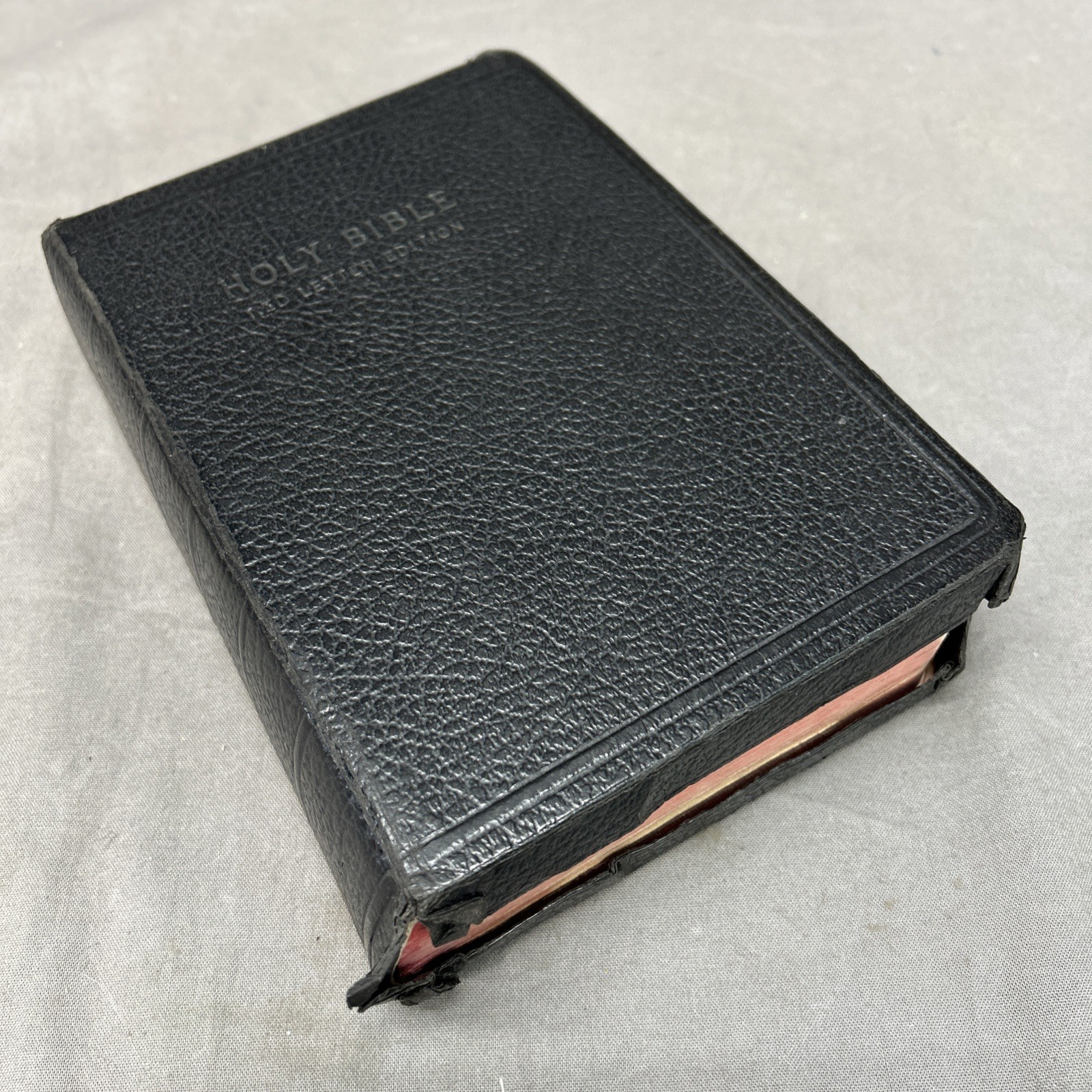 Vintage World Publishing Holy Bible King James Version 1953 Red letter edition Vintage World Publishing Holy Bible King James Version 1953 Red letter edition