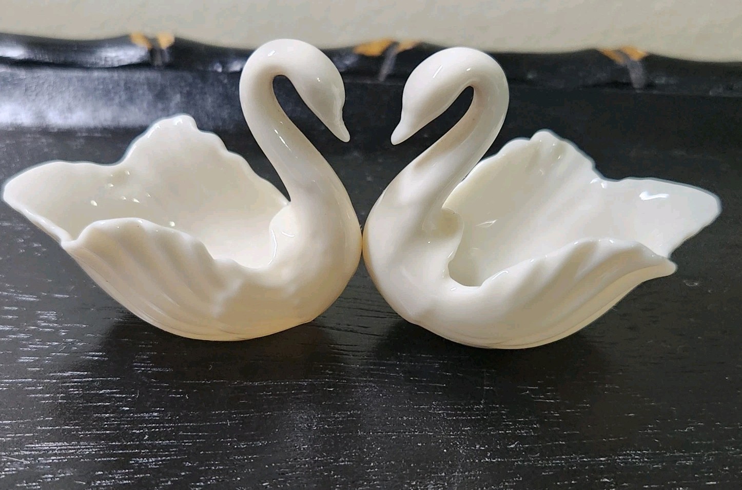 Pair Vintage Lenox USA Porcelain Swan Figurines Salt Cellars Trinket Dishes Pair Vintage Lenox USA Porcelain Swan Figurines Salt Cellars Trinket Dishes