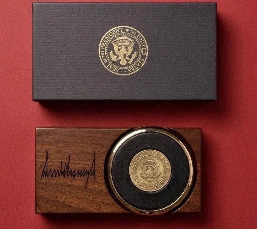 Rare Authentic 2nd Term President Trump VIP White House Challenge Coin Coasters Rare Authentic 2nd Term President Trump VIP White House Challenge Coin Coasters