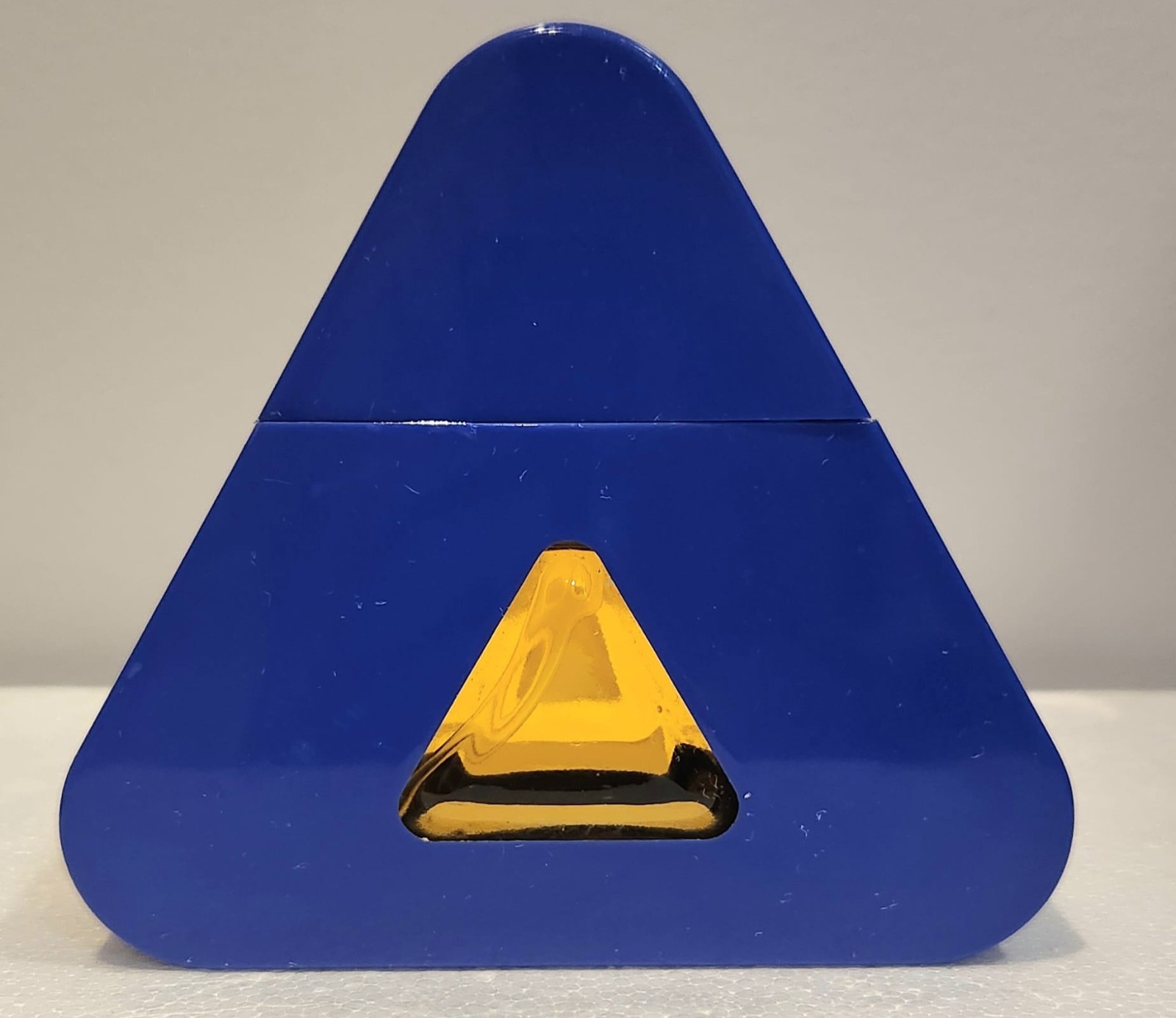 Vintage Liz Claiborne Blue Triangle 3 Oz Eau De Toilette Perfume Vintage Liz Claiborne Blue Triangle 3 Oz Eau De Toilette Perfume