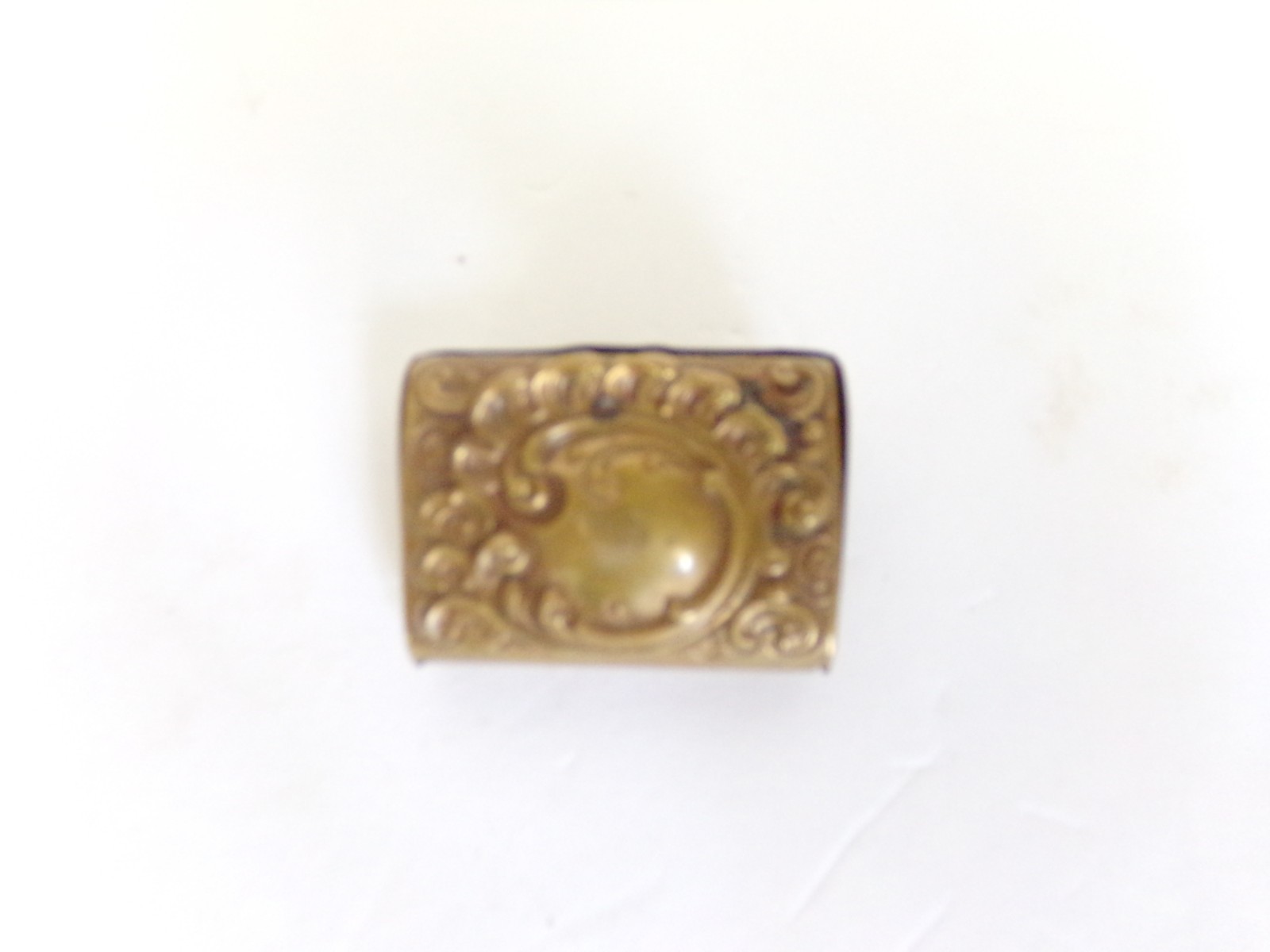 ANTIQUE TURN OF THE CENTURY BRASS ENGRAVED VESTA ANTIQUE TURN OF THE CENTURY BRASS ENGRAVED VESTA
