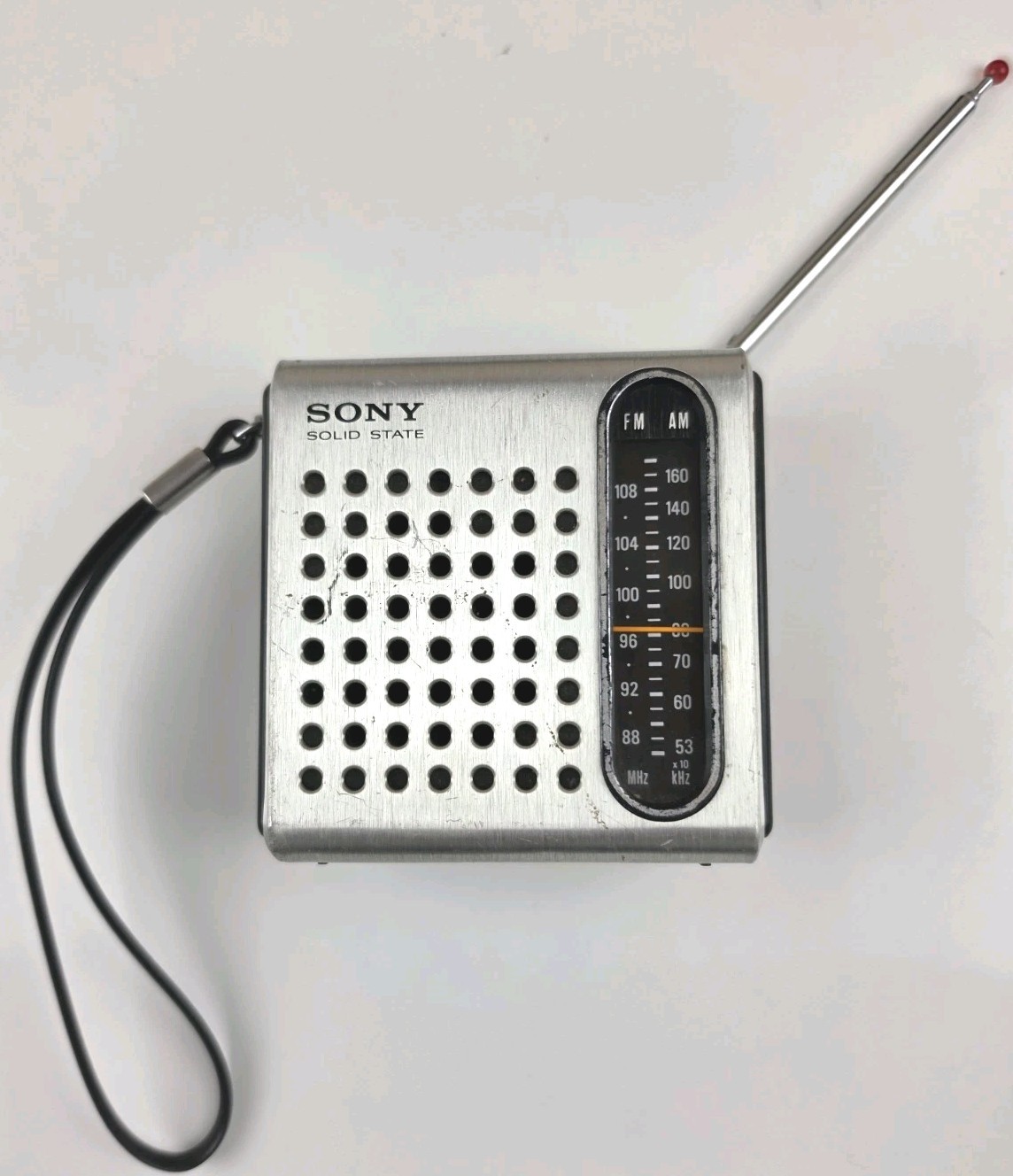 Vintage Sony Solid State FM/AM Transistor Radio Model TFM-3750W Tested/Works Vintage Sony Solid State FM/AM Transistor Radio Model TFM-3750W Tested/Works