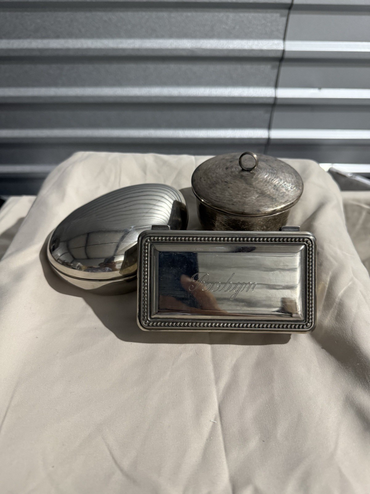 Vintage Silver Tone Metal Trinket Jewelry Boxes Lot of 3 Oval Round Keepsake Vintage Silver Tone Metal Trinket Jewelry Boxes Lot of 3 Oval Round Keepsake