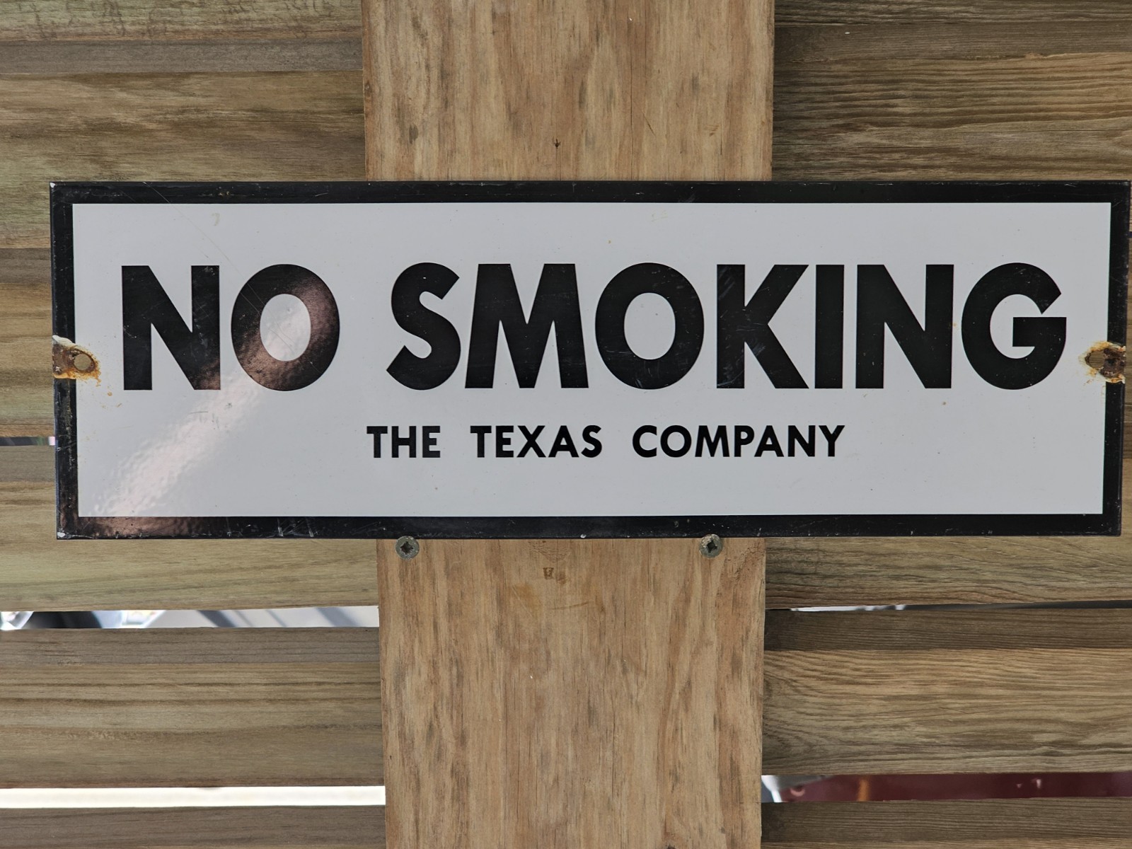 VINTAGE 1960'S TEXACO GASOLINE NO SMOKING GAS PUMP PORCELAIN DEALERSHIP SIGN VINTAGE 1960'S TEXACO GASOLINE NO SMOKING GAS PUMP PORCELAIN DEALERSHIP SIGN