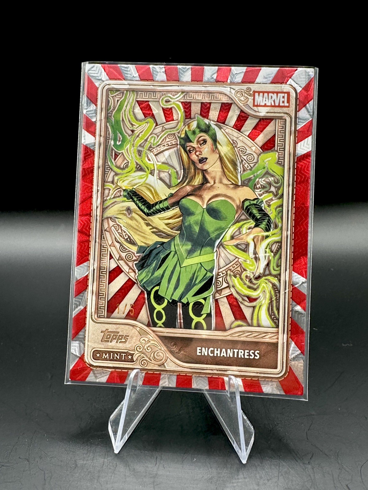2026 Topps Mint Marvel ENCHANTRESS #24 - Red Diamonte Refractor ALPHA 1/5 2026 Topps Mint Marvel ENCHANTRESS #24 - Red Diamonte Refractor ALPHA 1/5