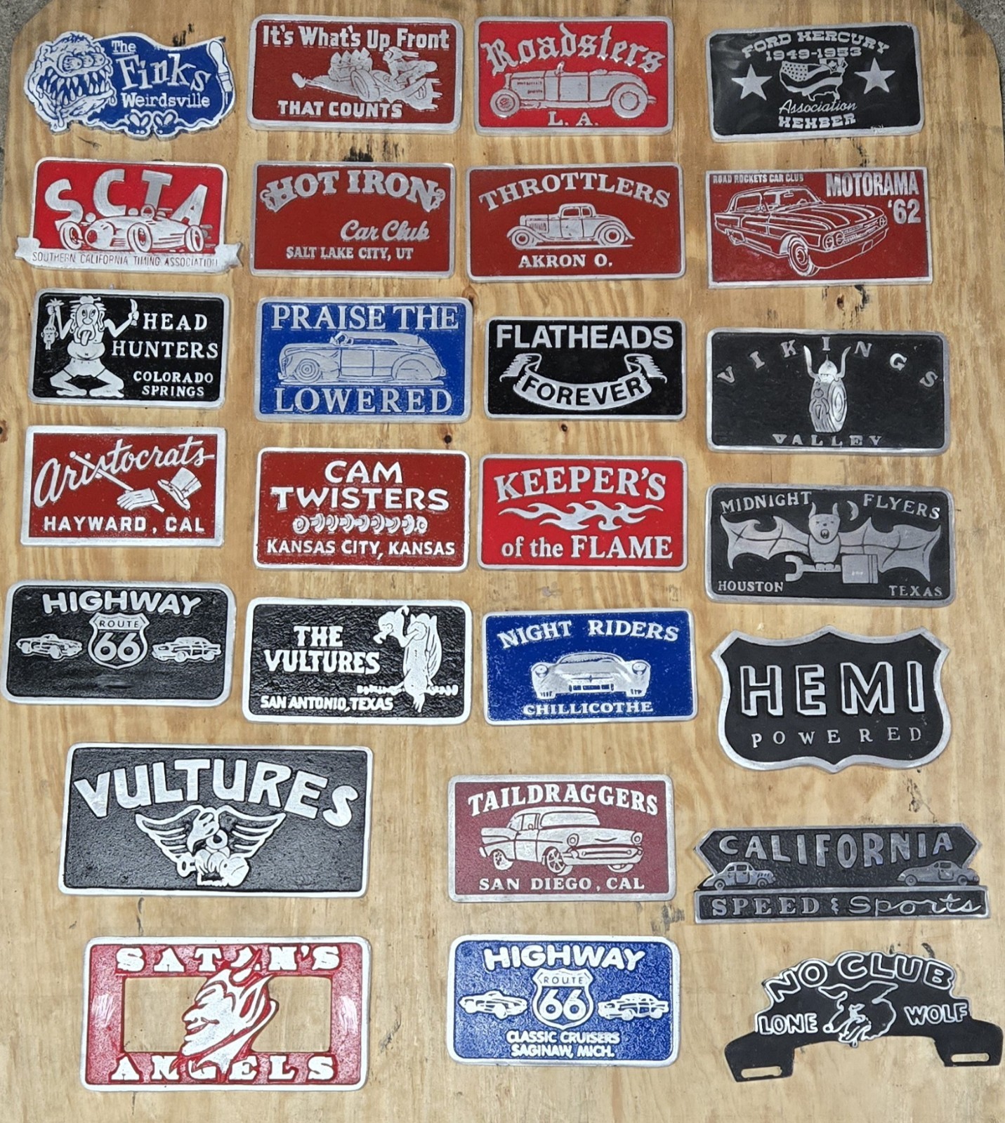 Cast Aluminum Car Club Plaque Lot Of 26 Cast Aluminum Car Club Plaque Lot Of 26