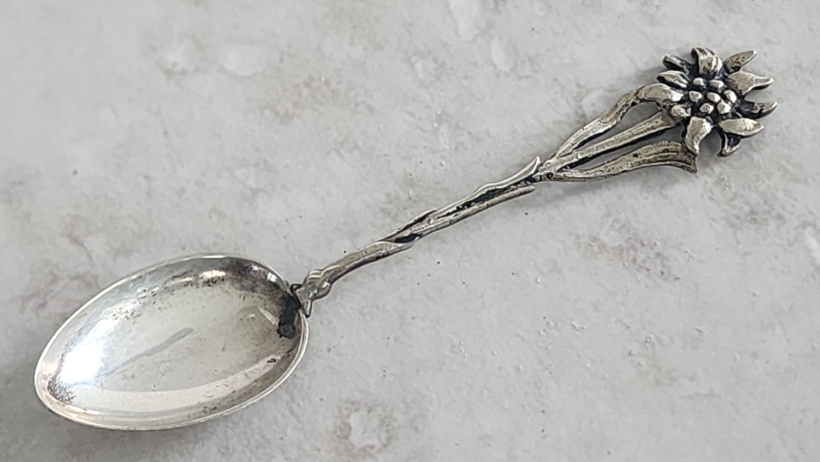 Vintage Edelweiss Spoon Interlaken Switzerland Silverplate 3.5" Vintage Edelweiss Spoon Interlaken Switzerland Silverplate 3.5"