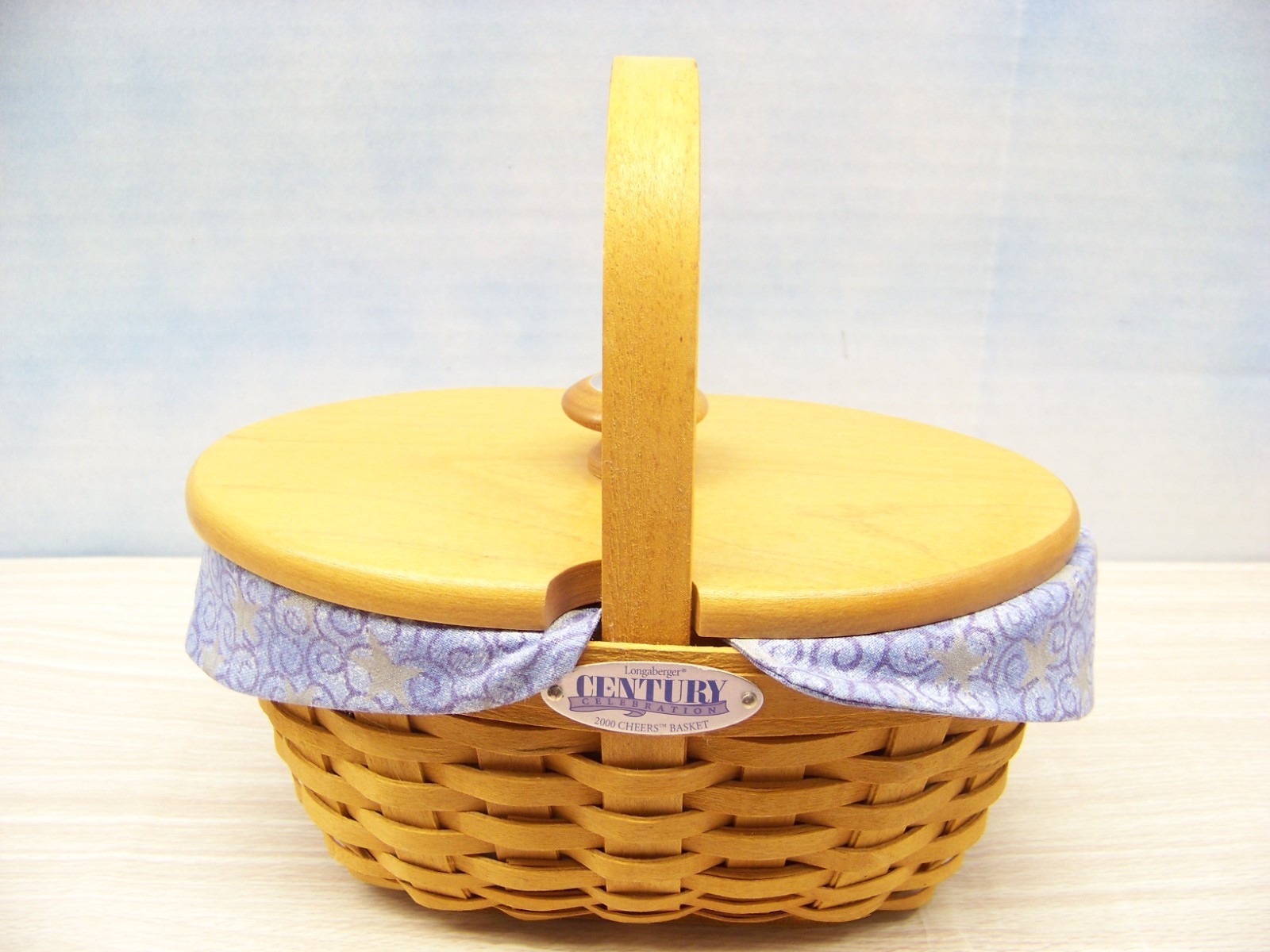 Longaberger 2000 Cheers Basket - with Cloth Liner and Lid Longaberger 2000 Cheers Basket - with Cloth Liner and Lid