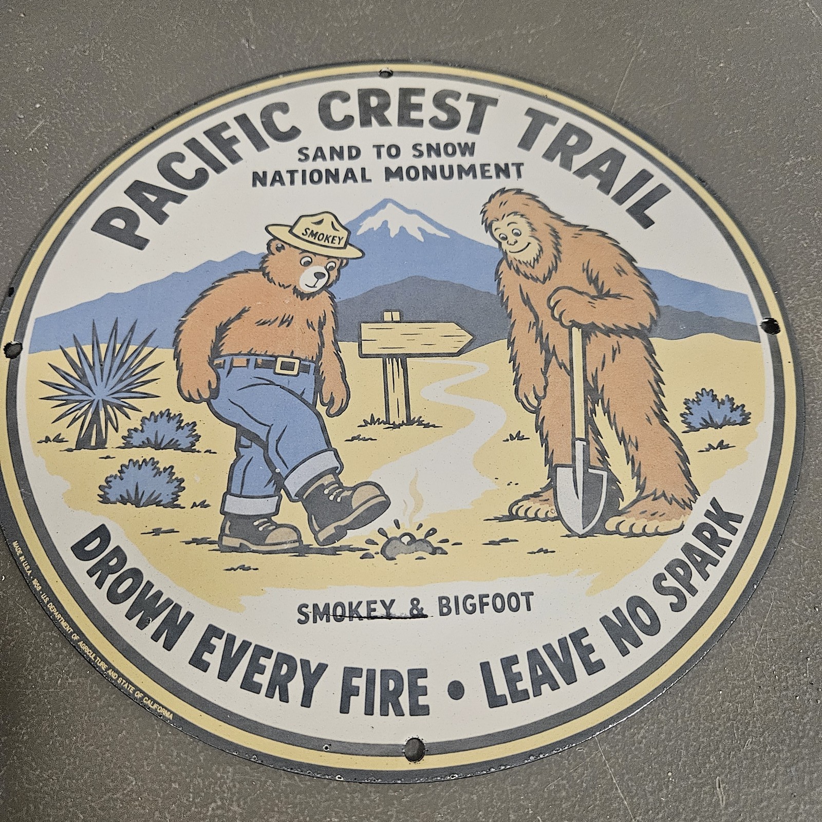 VINTAGE 1958 PACIFIC CREST TRAIL 12" PORCELAIN SIGN SMOKEY BIGFOOT SAND SNOW
