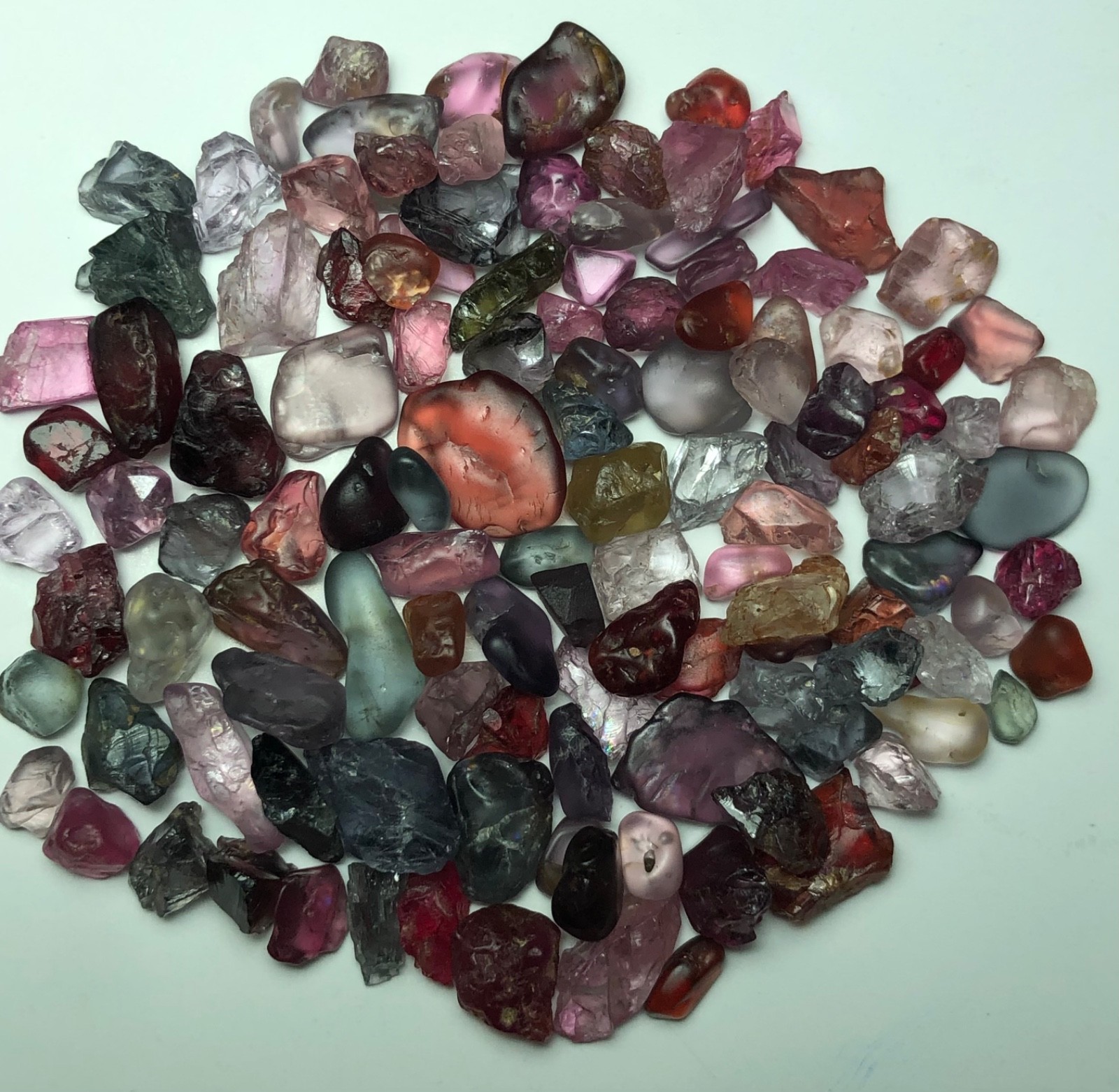 114CT Natural Multi Colour Spinel Rough Lot Jewellery size Facet Grade ππ²π¬ 114CT Natural Multi Colour Spinel Rough Lot Jewellery size Facet Grade ππ²π¬