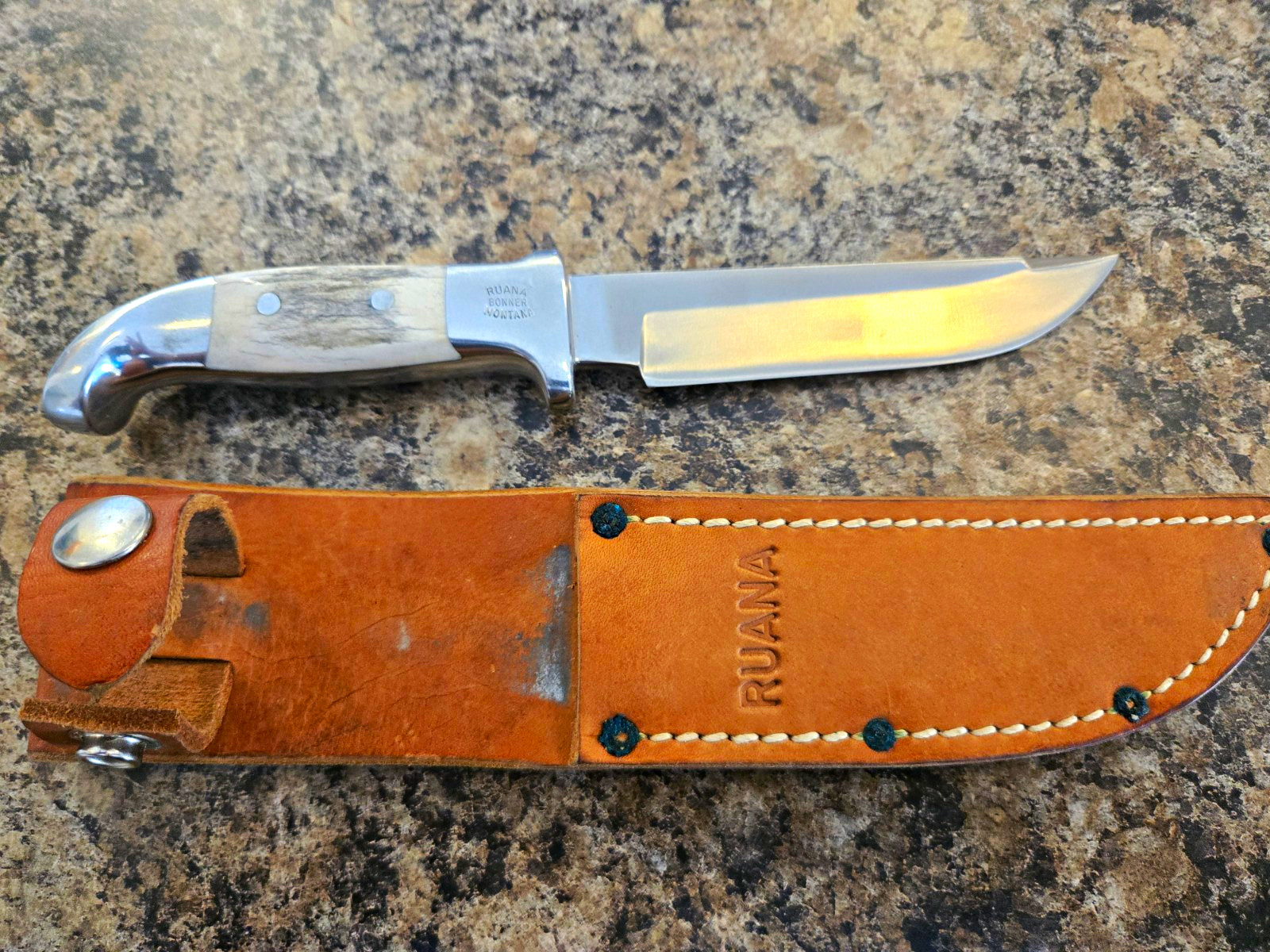 Ruana Fixed Blade Hunting Knife Stag Handle Clip Point Full Tang w/ Sheath Ruana Fixed Blade Hunting Knife Stag Handle Clip Point Full Tang w/ Sheath