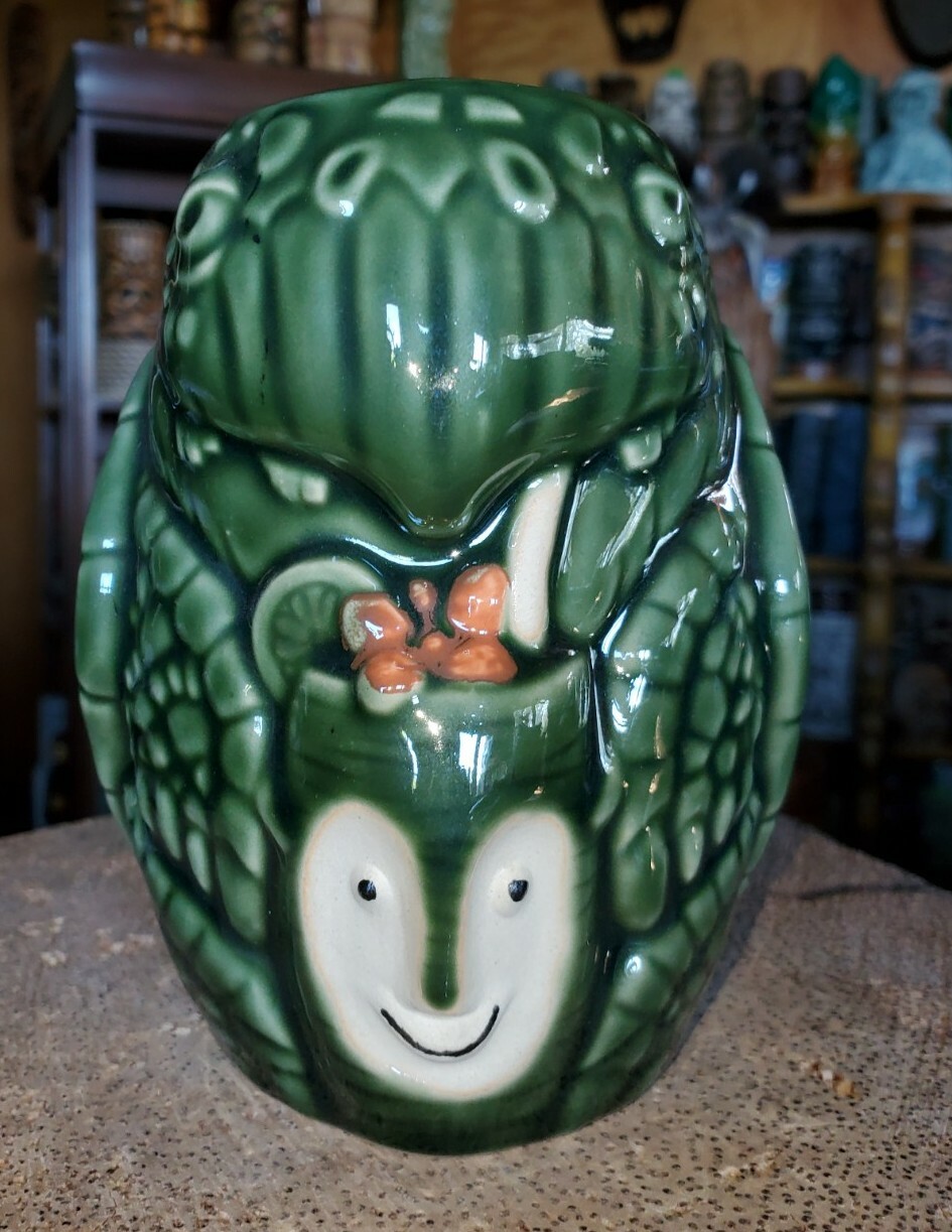 Tiki Farm Pau Hana Honu Turtle Tiki bob Mug Party Bob 2015 by big Toe brand new Tiki Farm Pau Hana Honu Turtle Tiki bob Mug Party Bob 2015 by big Toe brand new