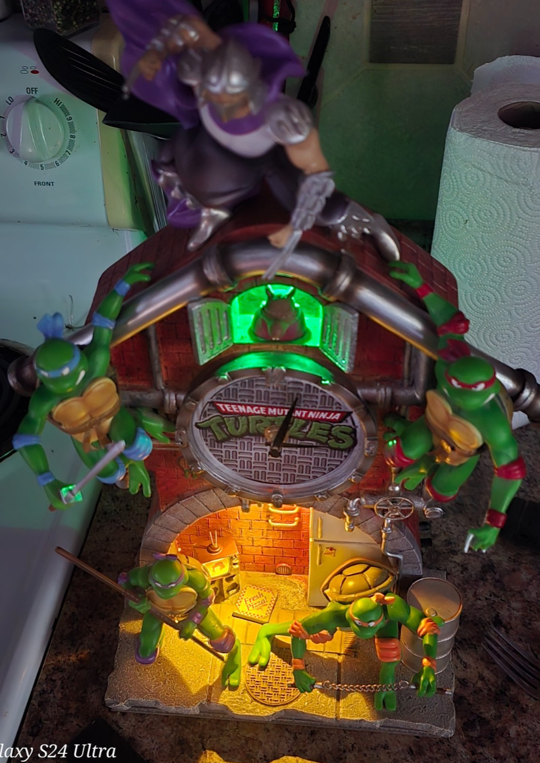 Teenage Mutant Ninja Turtles Bradford Exchange Rare Cuckoo Clock w/ Certificate Teenage Mutant Ninja Turtles Bradford Exchange Rare Cuckoo Clock w/ Certificate