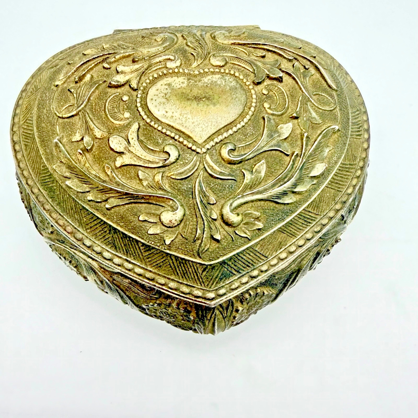Vtg Silverplate Heart Trinket / Jewelry Box Japan Red Velvet Lined Delli Inc. Vtg Silverplate Heart Trinket / Jewelry Box Japan Red Velvet Lined Delli Inc.