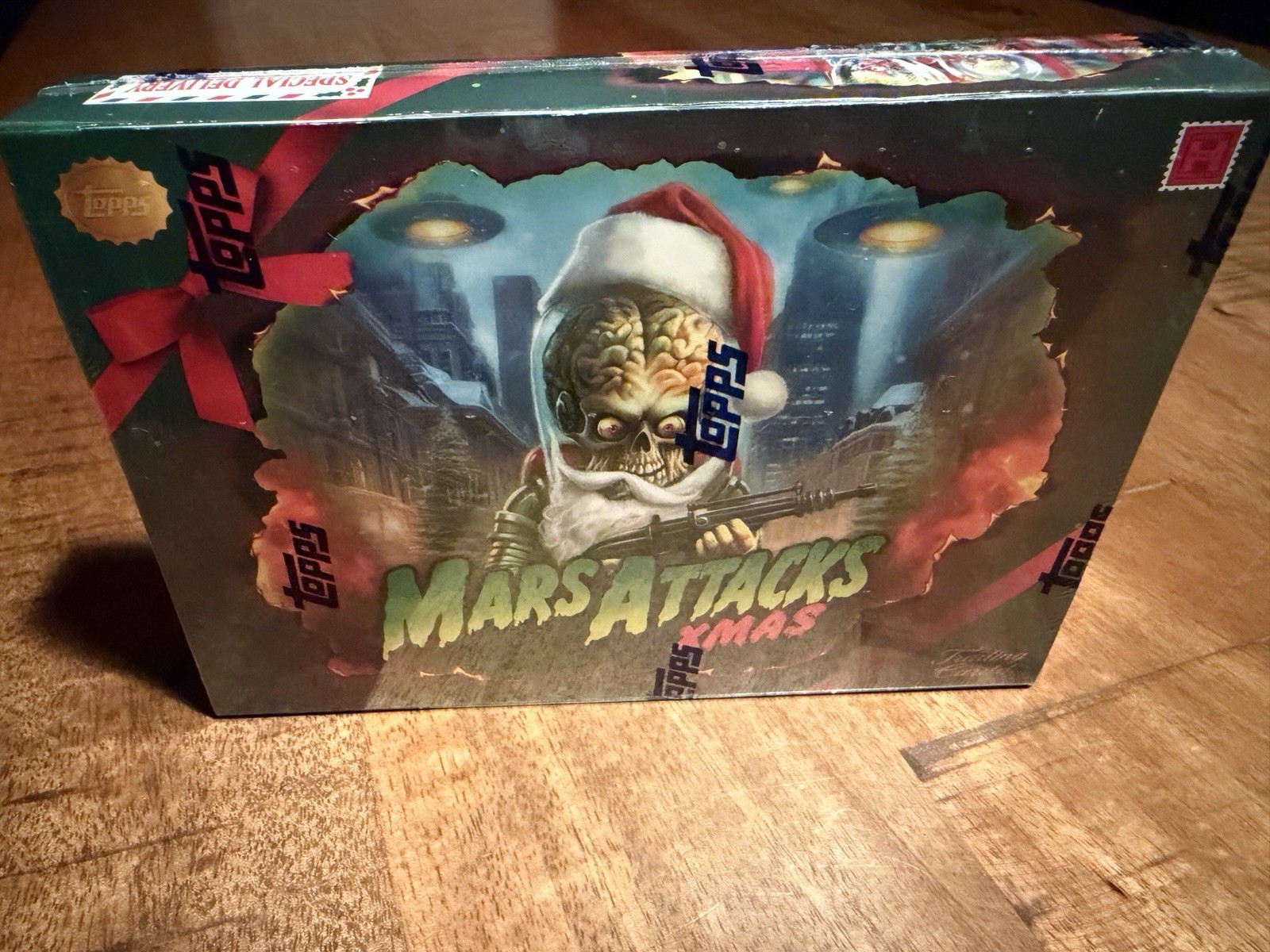 2026 Topps Mars Attacks Christmas - Hobby Box Factory Sealed - Ready To Ship 2026 Topps Mars Attacks Christmas - Hobby Box Factory Sealed - Ready To Ship