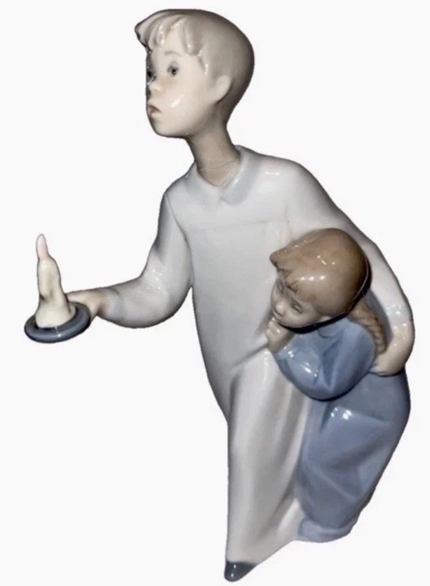 Pretty lladro Children in Nightshirts with candle (repaired) As is Pretty lladro Children in Nightshirts with candle (repaired) As is