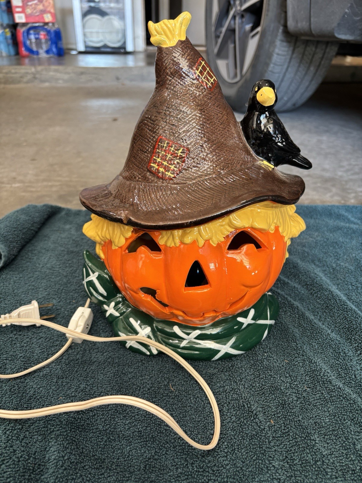 Vintage 1987 Brinn’s Halloween Scarecrow Light Up Pumpkin Jack-o’-lantern Vintage 1987 Brinn’s Halloween Scarecrow Light Up Pumpkin Jack-o’-lantern