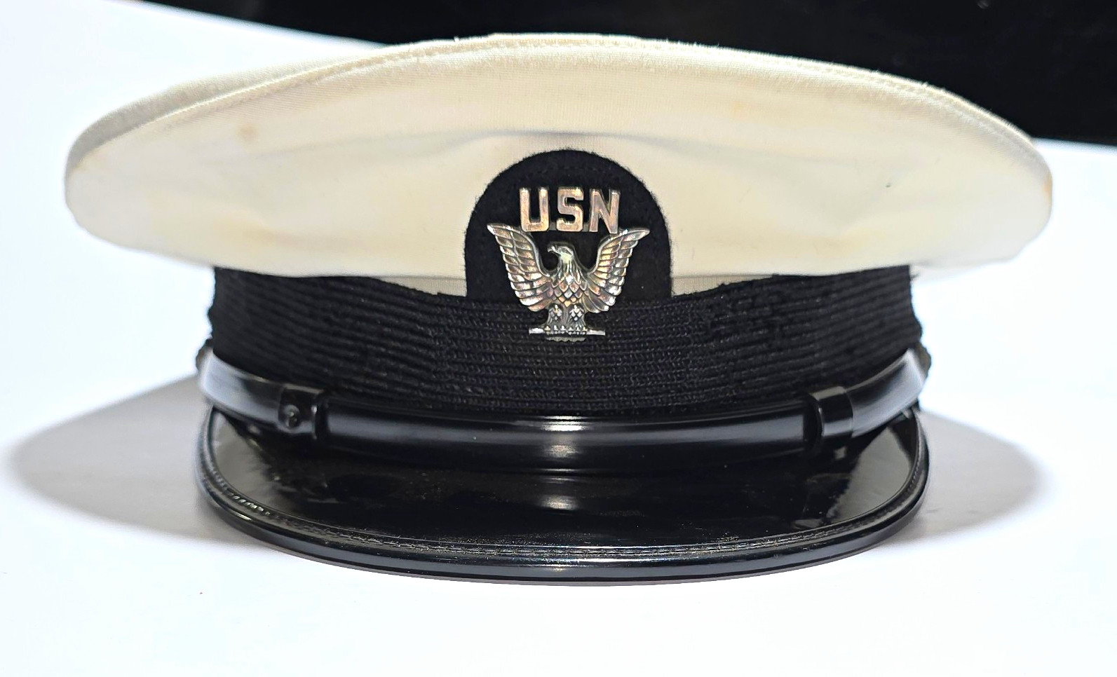 USN U.S. Navy White Service/Dress Hat Cap w/ Eagle Insignia Size 7 3/8