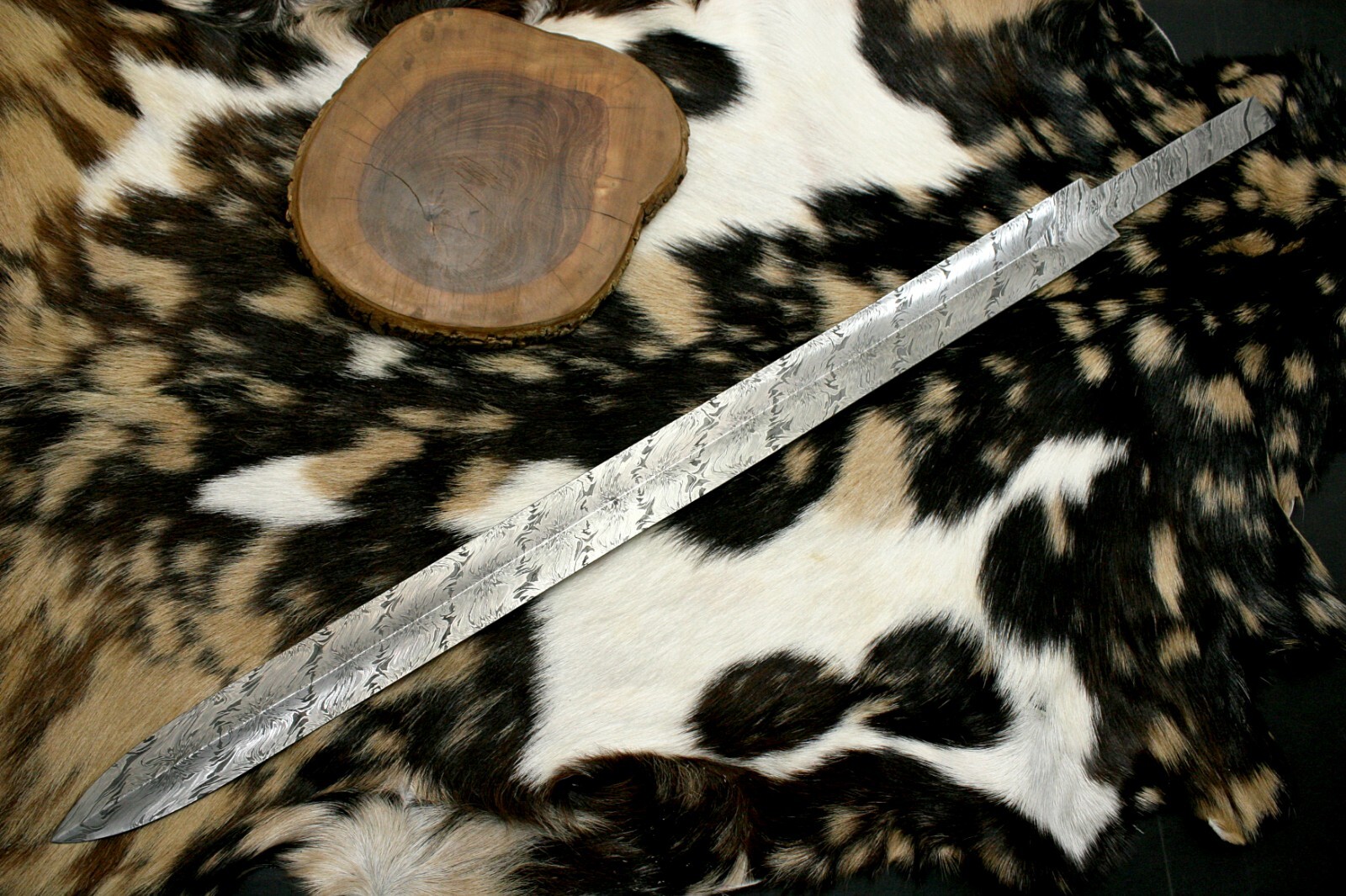 Hand Forged Damascus Steel NOVICE Long SWORD Blank Blade 33-inch PKB-639