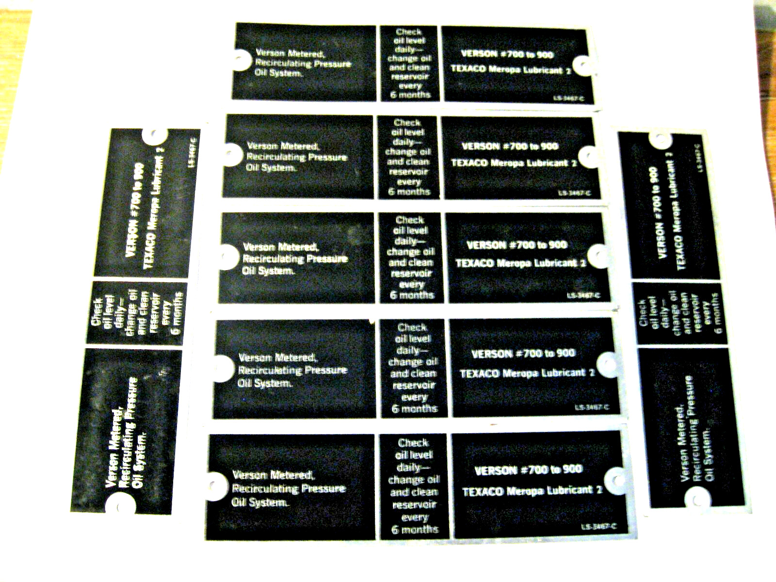10 vtg. VERSO #700 TO 900/Texaco Meropa Lubricant 2 Service Plate TAGS /ALUMINUM 10 vtg. VERSO #700 TO 900/Texaco Meropa Lubricant 2 Service Plate TAGS /ALUMINUM