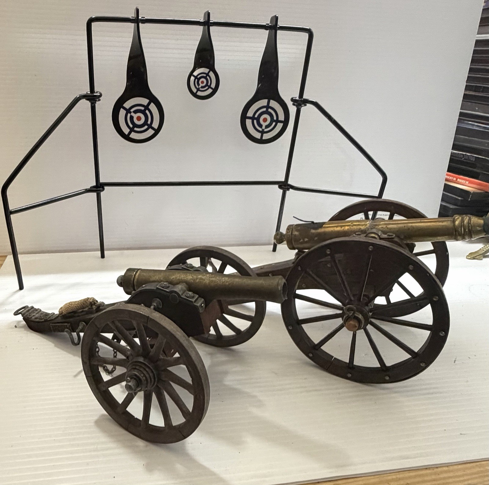 Denix vintage miniature cannon 1861 Dahlgren or an 18th-century Louis XIV Denix vintage miniature cannon 1861 Dahlgren or an 18th-century Louis XIV