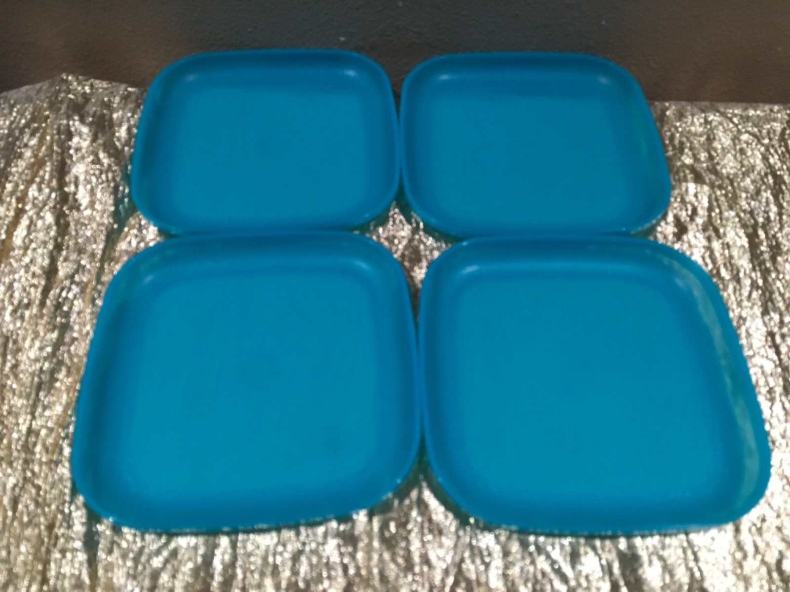 New Set 4 Beautiful Tupperware Luncheon Plates 8” Square Raised Sides New Set 4 Beautiful Tupperware Luncheon Plates 8” Square Raised Sides