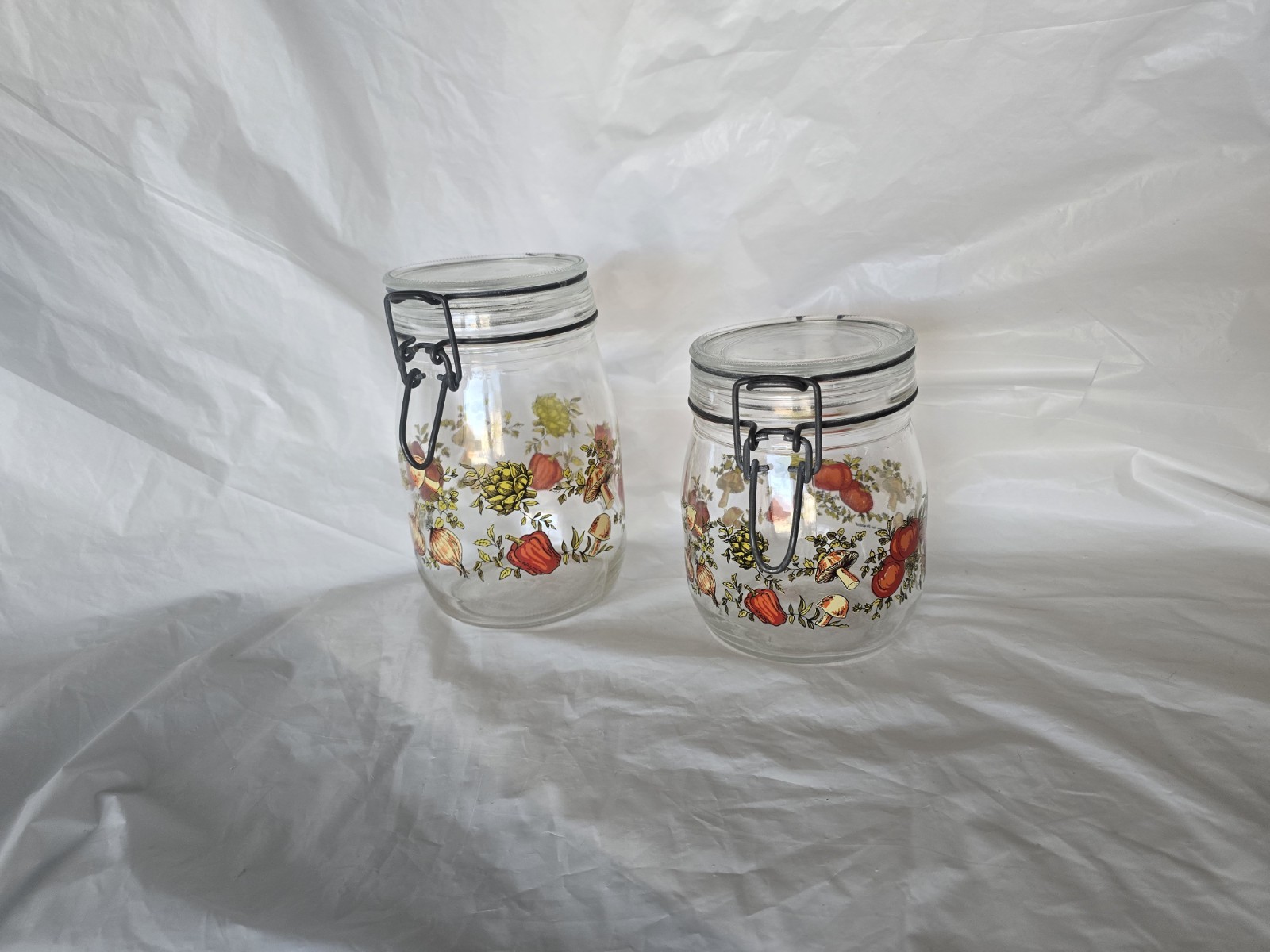 Vintage 1970s Set of 2 Arc Glass "Spice of Life" Glass Containers with Lids Vintage 1970s Set of 2 Arc Glass "Spice of Life" Glass Containers with Lids