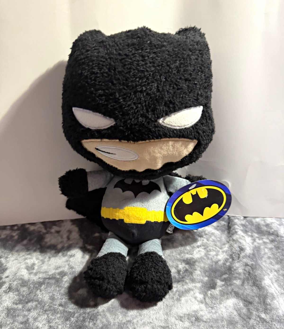 Kidrobot DC Batman Plush Animation Collectible Black/Gray/Yellow 2025 Kidrobot DC Batman Plush Animation Collectible Black/Gray/Yellow 2025