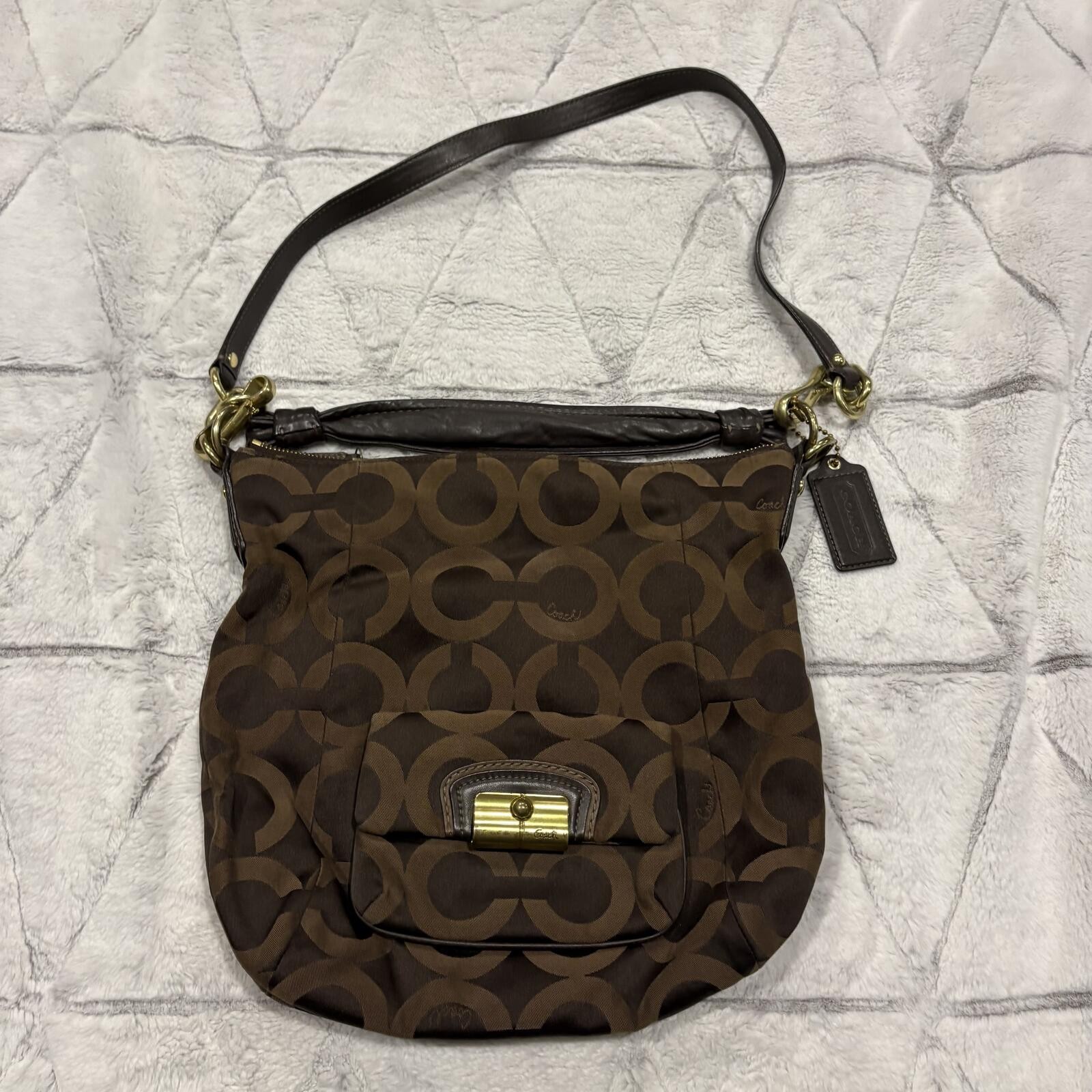 Coach Brown Signature Canvas Shoulder Bag Women's Medium Leather Trim Coach Brown Signature Canvas Shoulder Bag Women's Medium Leather Trim