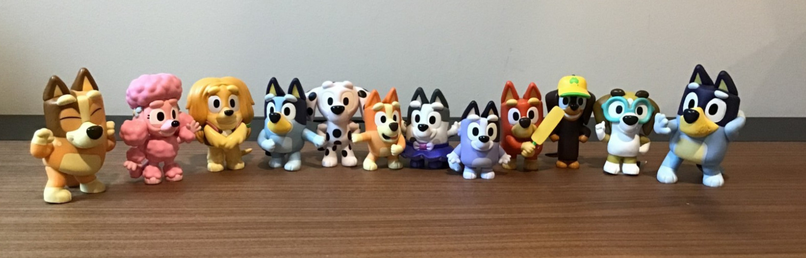 Funko Bluey Mystery Minis Mini-Figure Complete Set of 12 Funko Bluey Mystery Minis Mini-Figure Complete Set of 12
