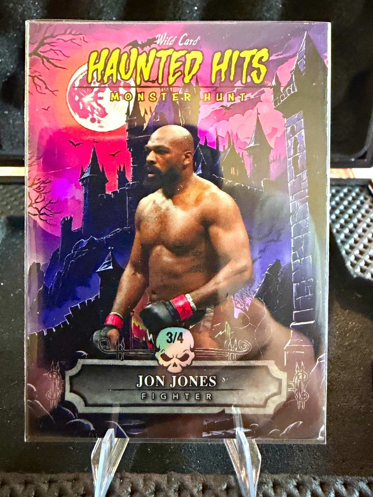 Wild Card Haunted Hits Monster Hunt Chase Jon Jones HHCC-JJ Non-Sport Card 2025 Wild Card Haunted Hits Monster Hunt Chase Jon Jones HHCC-JJ Non-Sport Card 2025