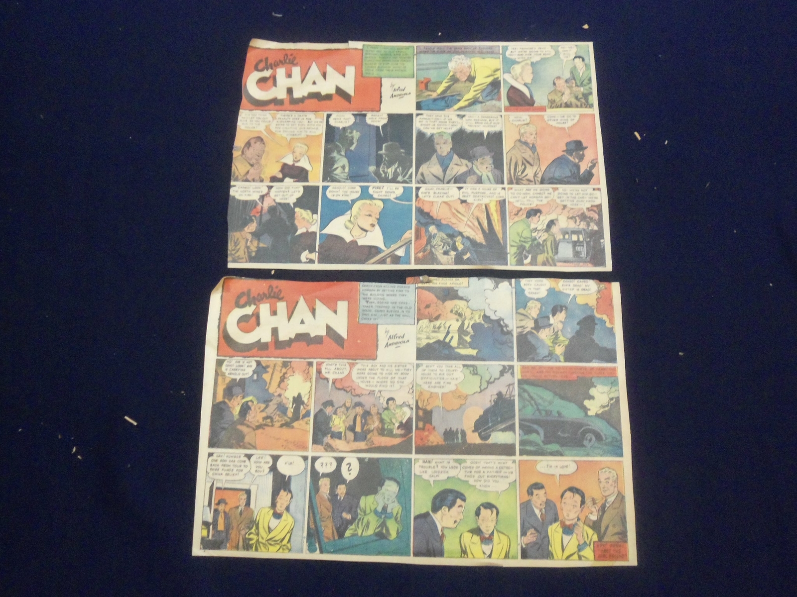 1942 CHARLIE CHAN COLOR COMIC STRIPS - LOT OF 2 - NP 5221 1942 CHARLIE CHAN COLOR COMIC STRIPS - LOT OF 2 - NP 5221