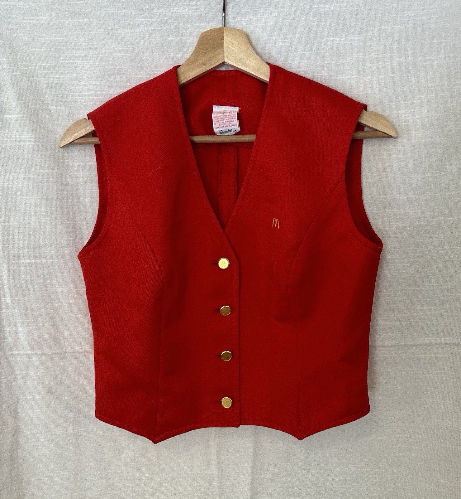 Vintage 1976 McDonald's Red Vest with Gold Buttons - Size 10 Vintage 1976 McDonald's Red Vest with Gold Buttons - Size 10