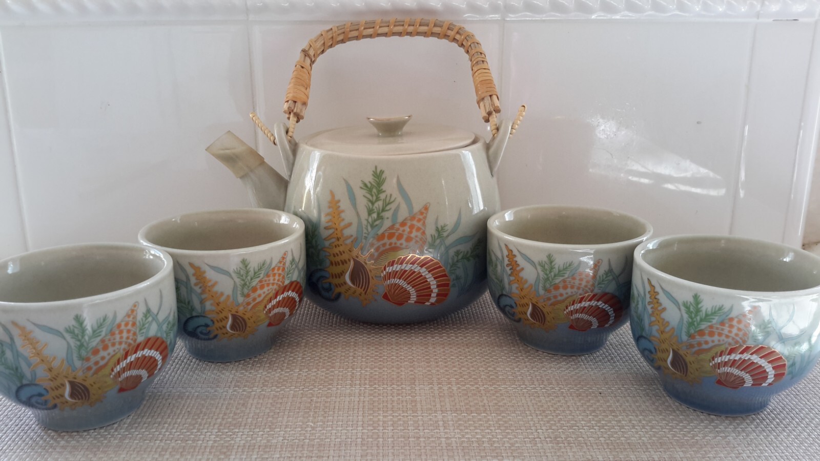 VTG HandCrafted Otagiri JAPAN Tea Set Teapot/4 Cups Rattan Handle Sea Shells EUC